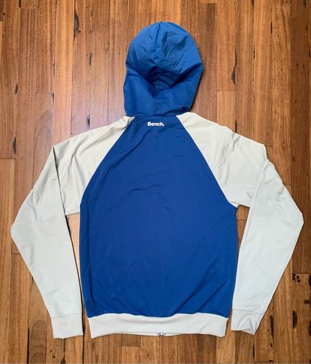 Bench Zip Track Top