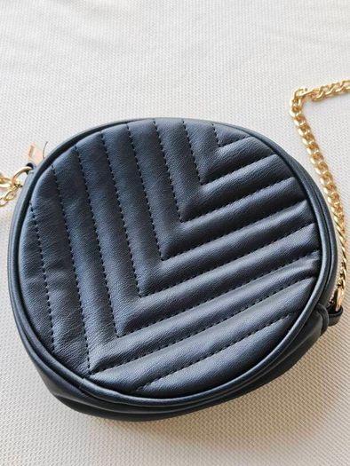 Made in Italy Black Quilted Round Crossbody Bag Gold Chain