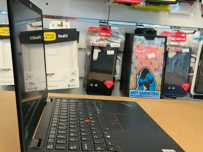 Lenovo ThinkPad L13 13.3" i5-10210U (10th Gen) @ 1.6GHz 8GB RAM 256GB SSD Windows 11 Pro (Has a New Battery)