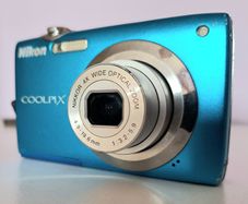 Nikon coolpix S3000