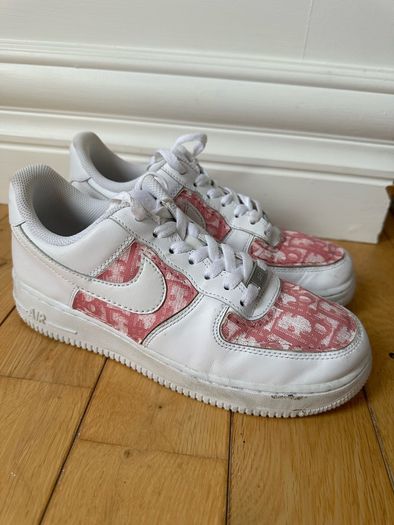 Nike Air Force 1