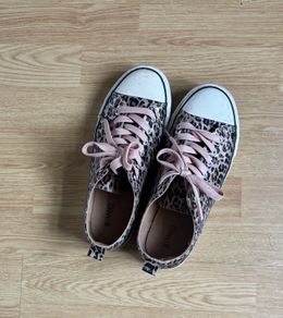 Leopard print converse style shoes