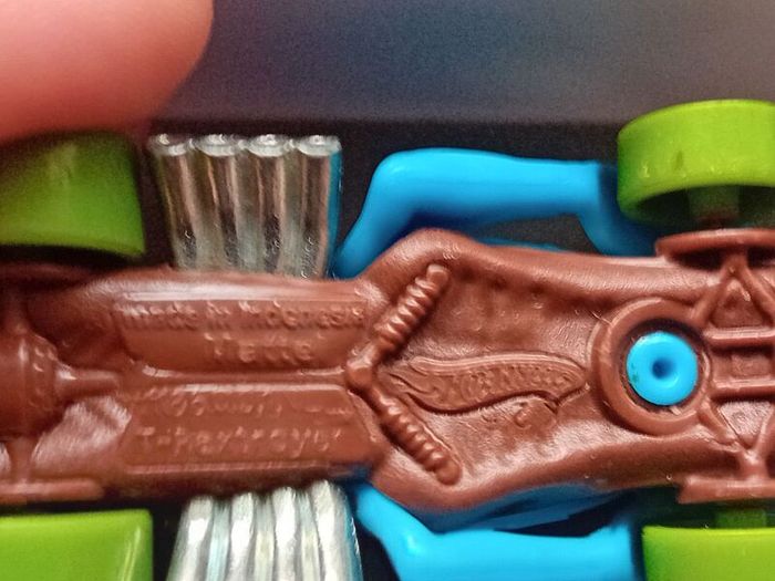 Hot Wheels Animal Cars x4