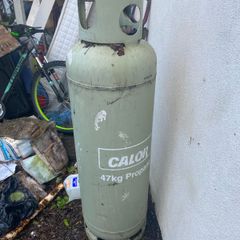 gas cylinder