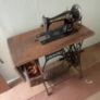 Singer sewing machine Image 2