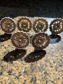 Antique Style Knobs