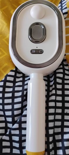 Steam brush