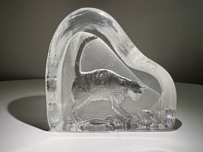 Vintage Edinburgh Crystal Cat Paperweight