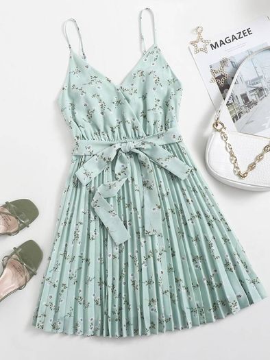 Loads dresses 5 eaxh