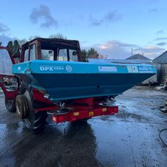 Sulky Fertiliser Spreader