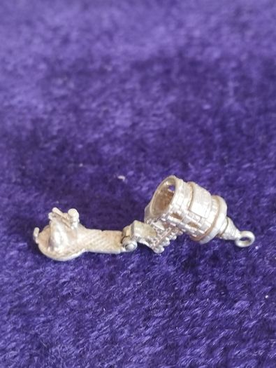 Vintage Sterling Silver Tower of London Charm Pendant.