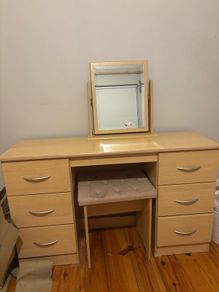 vanity dresser