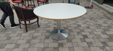 Large circle table