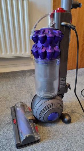 Dyson Vaccuum DC50