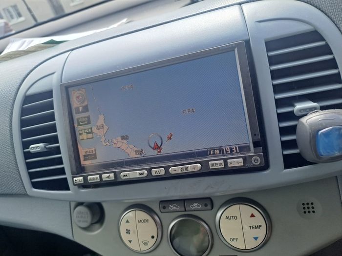 Nissan march radio