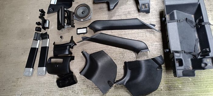 Toyota MR2 mk3 ZZW30 Roadster MR-S Spyder Interior Parts