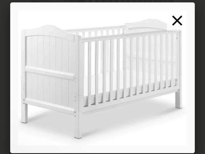 baby cot