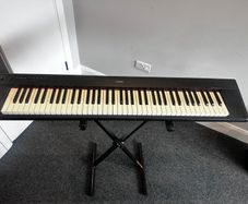 Yamaha P45 Digital Piano 88 Weighted Keys and Pedal Like New