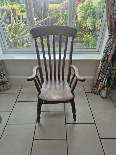 Cottage chair