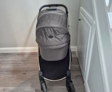 Mama & Papas Laura Ashley Buggy