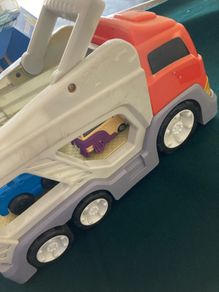 Lorry Transporter with Cars