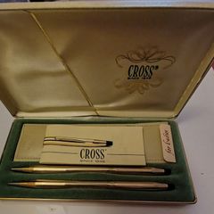 Ladies Cross pen and pencil set. 10 caret Rolled Gold.