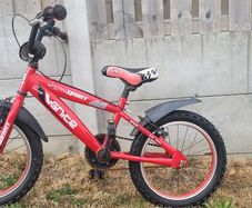 Ignite Team Spirit 16-inch Kids Bike