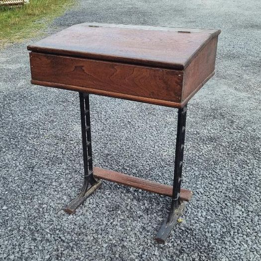 School Desk Cast Iron Legs KAS1303