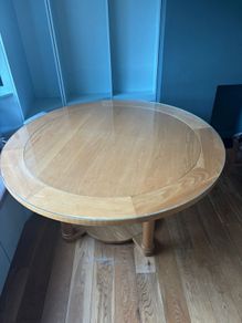 Circular Solid Oak Table