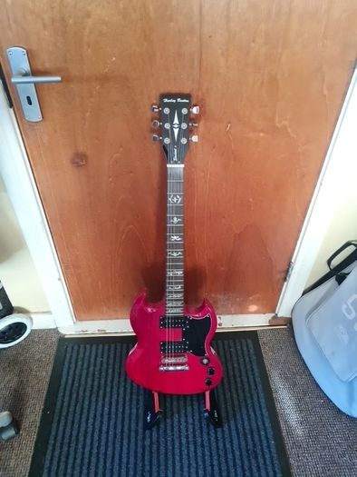 harley benton sg