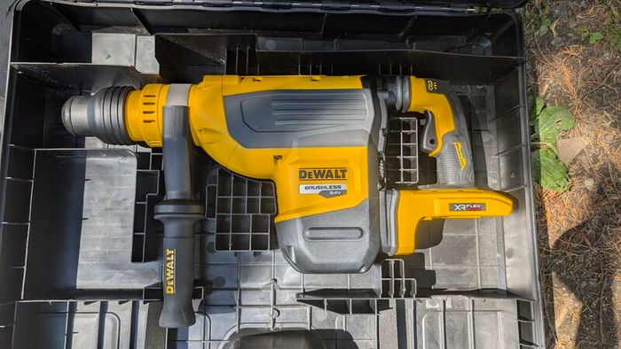 DeWalt 54v 48mm SDS-Max Hammer Drill with Tool Connect