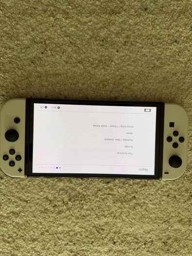 Nintendo Switch OLED 64GB, Boxed/ White