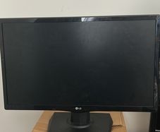 LG monitor