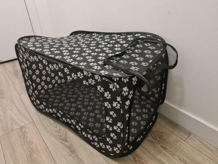 New pop open pet kennel medium