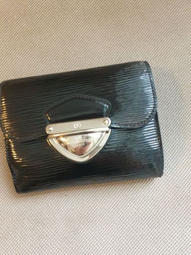 LOUIS VUITTONBlack Electric Epi Leather Joey Wallet