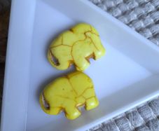 Howlite beads/yellow elephant