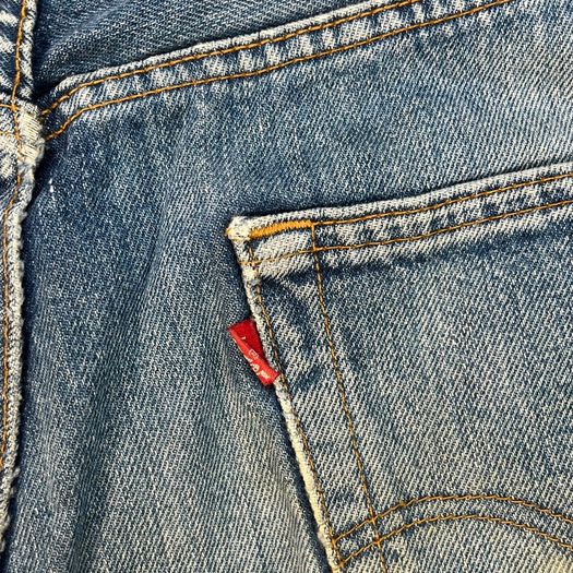 Levis 501 Vintage Made in UK W33 L32 Light Wash Blue Jeans 90s - Distressed