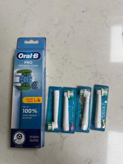 Oral B toothbrush heads