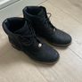 Ladies Timberland boots size UK 6 Image 2