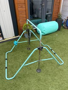 Gymnastics bar