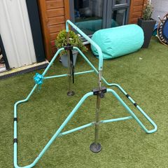 Gymnastics bar