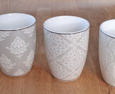 Aynsley 6 Light Grey and White Mugs