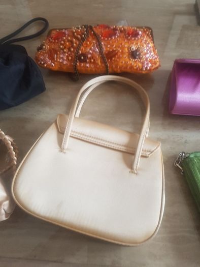 8 x Ladies Bags 7 of them New