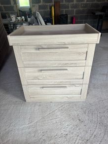 mamas and papas chest of drawers