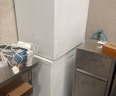 Chest freezers