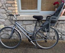Ladies bike with child seat