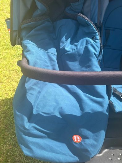 nipper out and about double buggy