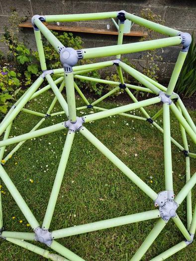 Eezy Peezy Monkey Bars Climbing Frame  For Garden