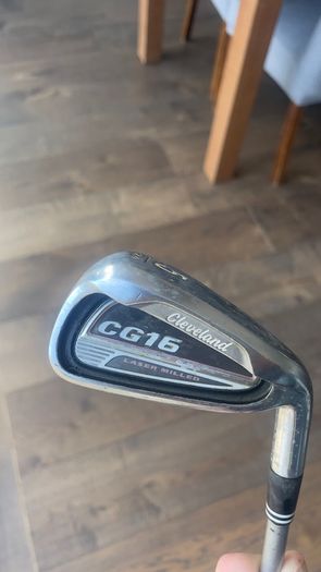 ladies Cleveland CG16 irons