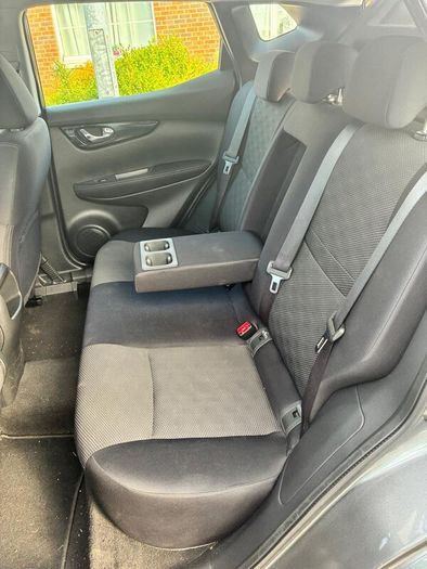 Nissan Qashqai 2017-Automatic-1.2